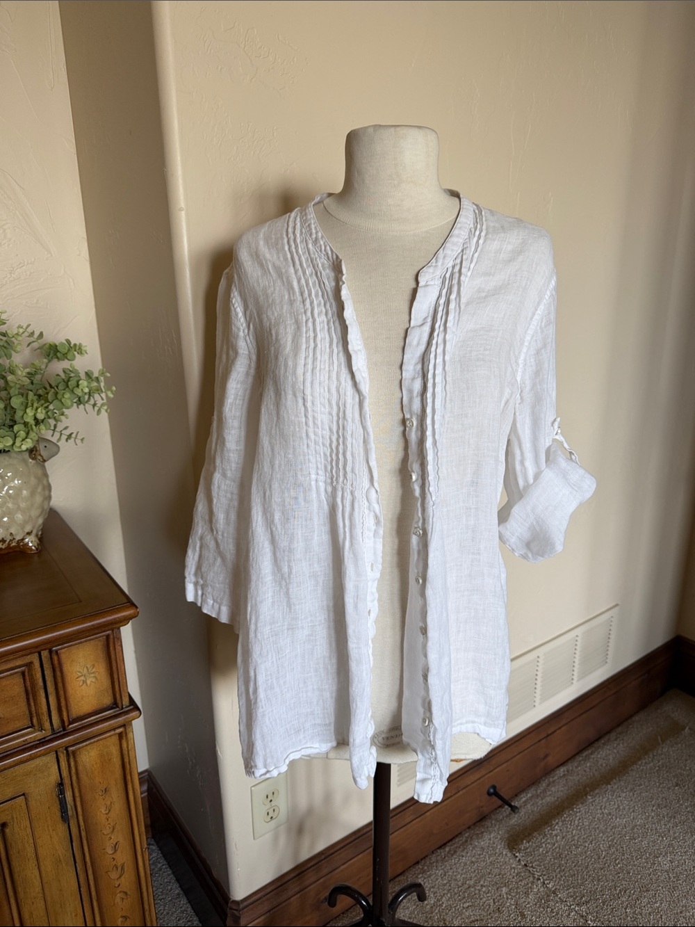 Tommy Bahama White Linen Gauze Top